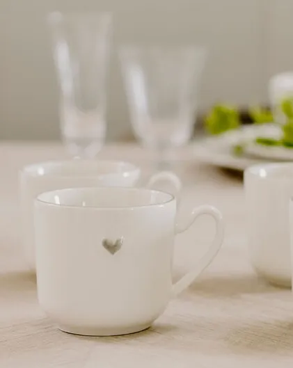Ella Grey Heart Mugs (set of 4)