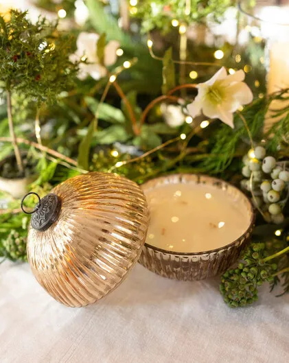 Exquisite Glass Candle Pot in Warm Gold (Medium) Cedar scent